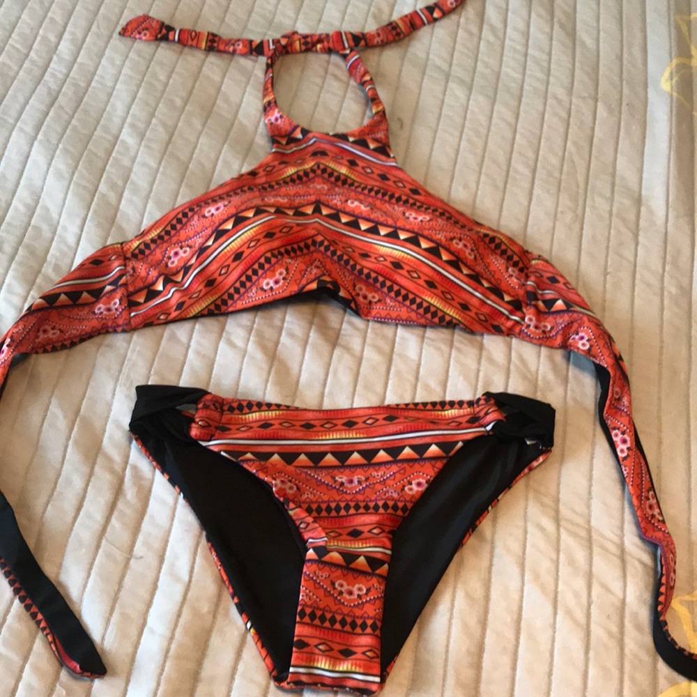 Halter bikini